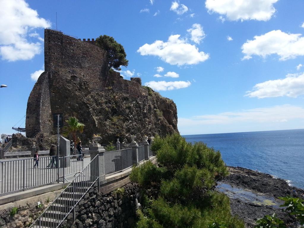 Appartamento Scorcio Di Mare Aci Castello Exterior photo